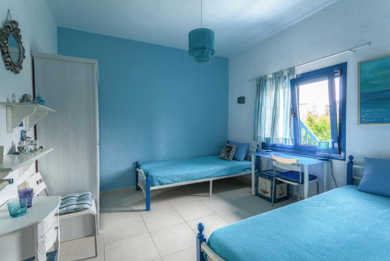 Navy Greece Villa With Swimming Pool & Sea View Makrygialos Exterior photo