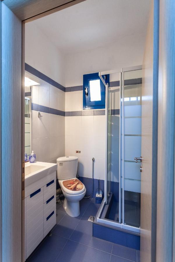 Navy Greece Villa With Swimming Pool & Sea View Makrygialos Exterior photo